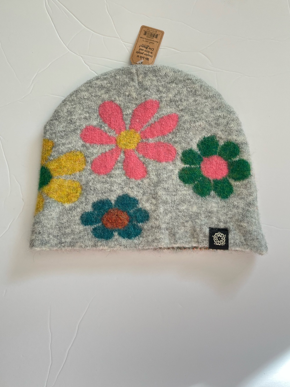 Natural Life Wool Blend Multicolor Floral Winter Hat Beanie Grey NEW NWT - Picture 2 of 3